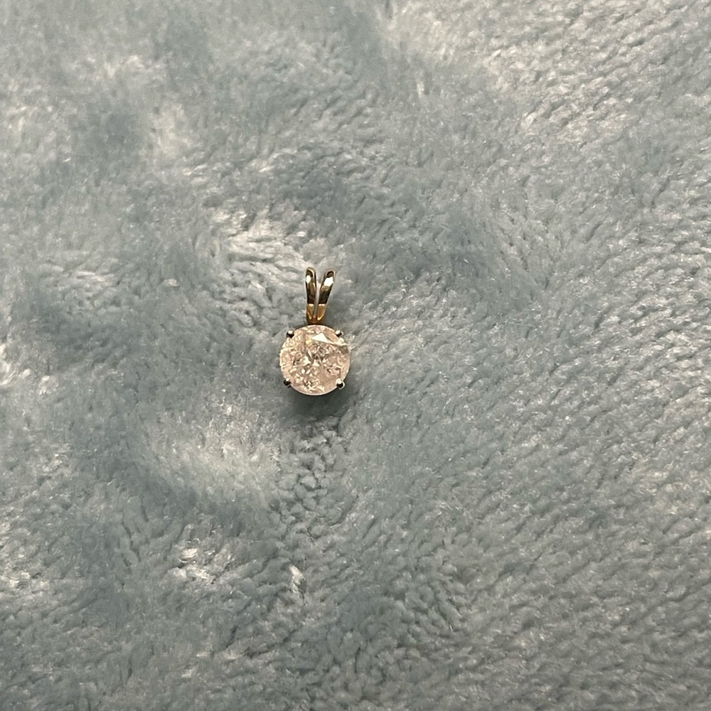 1/3-1/2 Ct Diamond Solitaire Pendant
